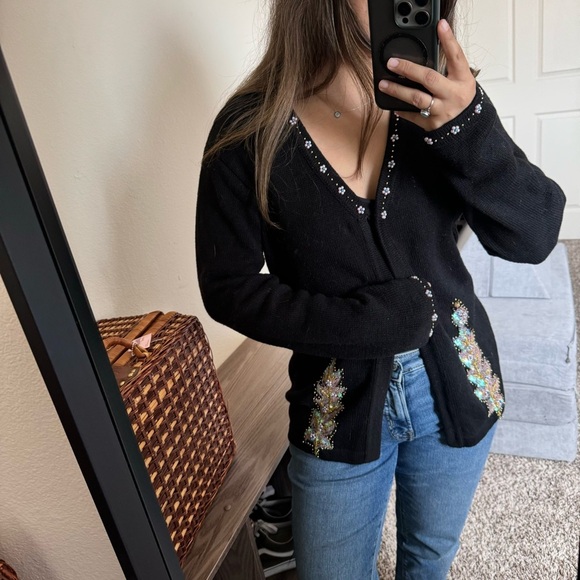 Vintage Beaded Cardigan - Picture 4 of 13